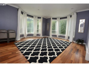 Huge Home on 8 Acres with Hot Tub & Privacy